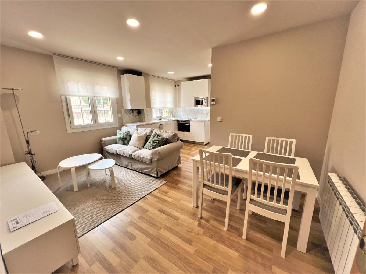 Apartamentos Del Pisuerga Cervera De Pisuerga Exteriör bild